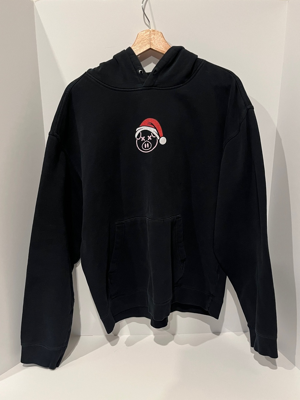 Shane Dawson Merchandise Pig Logo Christmas Santa Hat Black Pullover Hoodie